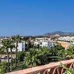 Apartman Sea View & Mountain View With Private Jacuzzi - Sunset Golf,