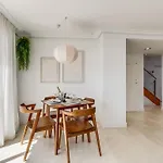 Sea View & Mountain View With Private Jacuzzi - Sunset Golf, Apartman