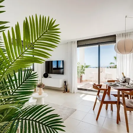 Apartman Sea View & Mountain View With Private Jacuzzi - Sunset Golf, *